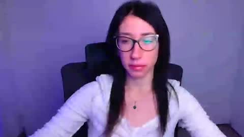 Snapshot of miriam_candyy chatting on 12-15-25, 06:28 Mariam online show from 12-15-25, 06:28