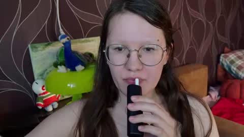 Snapshot of miriamor chatting on 06-27-26, 12:22 Mira online show from 06-27-26, 12:22