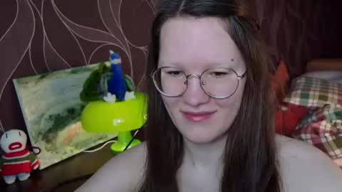 Snapshot of miriamor chatting on 07-05-26, 07:48 Mira online show from 07-05-26, 07:48
