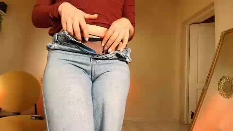 Miriam online show from 11-10-25, 07:13