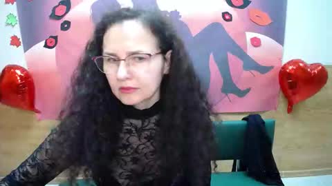 Miroslava Happi online show from 10-18-25, 05:54