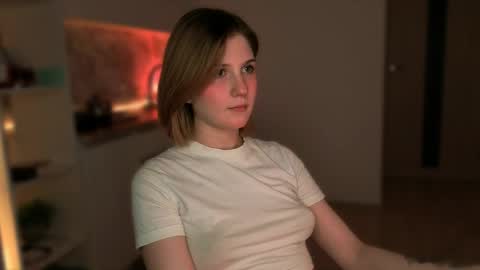 Mira online show from 04-20-26, 11:28