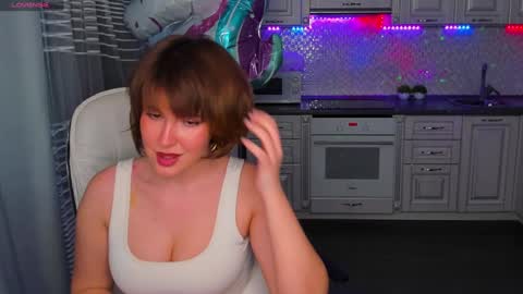 Snapshot of mirrorofsoul chatting on 02-07-25, 07:40 Shelley online show from 02-07-25, 07:40