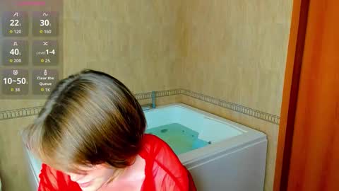 Snapshot of mirrorofsoul chatting on 09-09-25, 07:57 Shelley online show from 09-09-25, 07:57