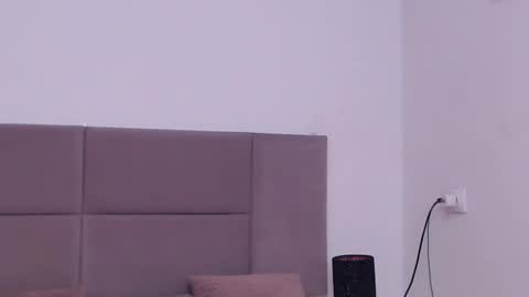 Snapshot of miryamines chatting on 02-05-25, 04:47 MiryamInes online show from 02-05-25, 04:47