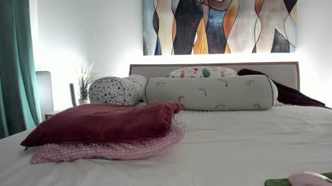 Eva online show from 11-24-25, 07:13