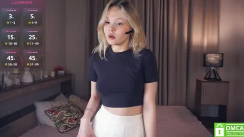 Snapshot of mishagiarrusso chatting on 10-19-25, 05:13 Your Betty online show from 10-19-25, 05:13