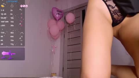 Snapshot of mishel_bless chatting on 02-17-26, 09:28 Mishel online show from 02-17-26, 09:28