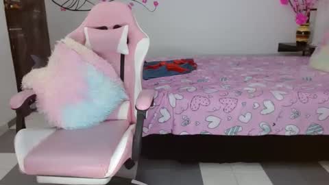 Mishka online show from 02-23-25, 05:12