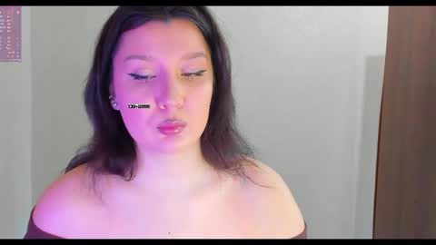 Snapshot of mishka_a chatting on 02-24-26, 07:39 mishka_a online show from 02-24-26, 07:39