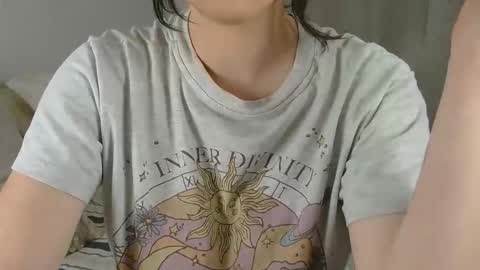 Snapshot of mishymoon chatting on 01-18-26, 11:58 Elora online show from 01-18-26, 11:58