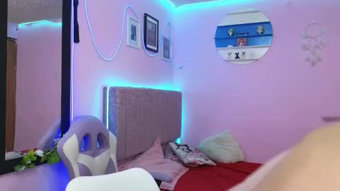 misofialeal online show from 09-23-25, 07:39