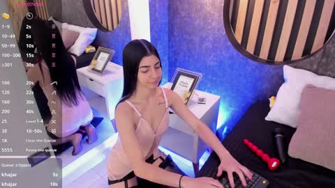 Snapshot of miss10_antonella chatting on 12-11-24, 07:57 Antonella online show from 12-11-24, 07:57