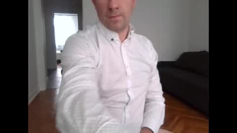 Snapshot of miss80718 chatting on 01-15-26, 12:43 miss80718 online show from 01-15-26, 12:43