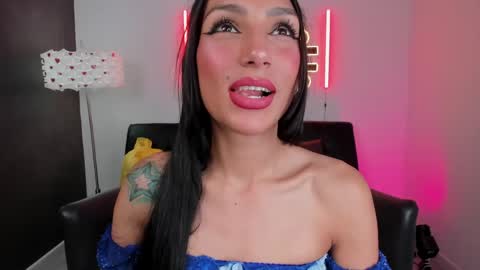 Evangeline online show from 05-20-26, 02:29