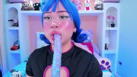 Snapshot of miss___megan chatting on 10-23-25, 06:06 Megan online show from 10-23-25, 06:06