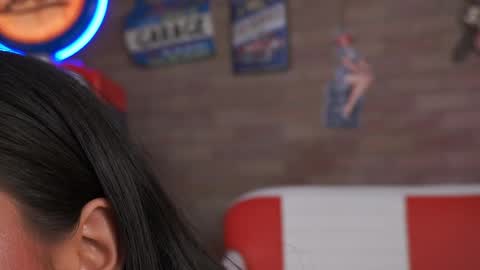 Sabrina online show from 04-18-26, 07:07