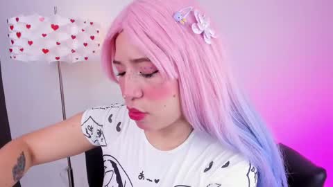 Daphne online show from 09-19-25, 02:46