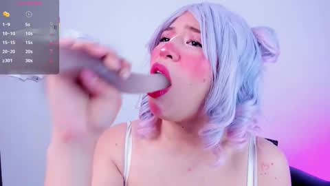 Daphne online show from 09-26-25, 02:37