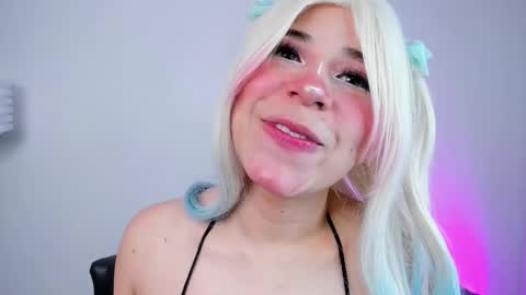 Daphne online show from 10-23-25, 06:17