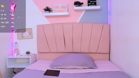 Snapshot of miss__ivy chatting on 12-05-24, 03:17   online show from 12-05-24, 03:17