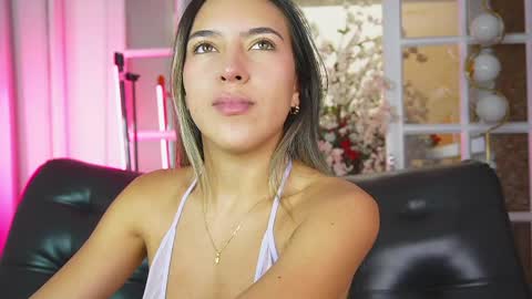 Zoe online show from 04-06-26, 06:09