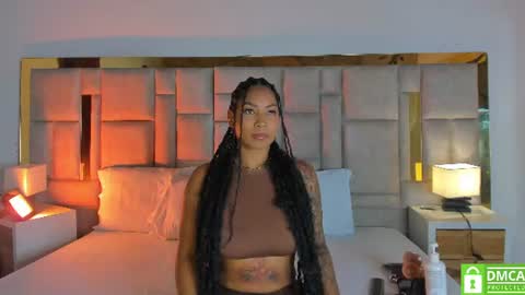 Snapshot of miss_abigail_ chatting on 06-30-26, 01:23 Miss Abigail online show from 06-30-26, 01:23