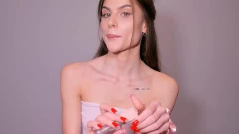 Snapshot of miss_algel chatting on 01-12-26, 01:27 Katrin online show from 01-12-26, 01:27