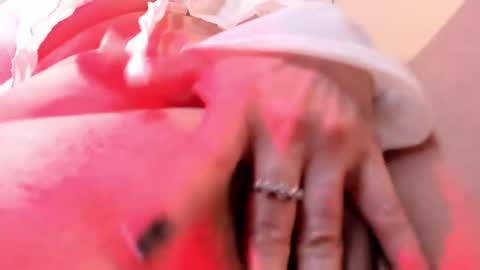 Snapshot of miss_alhy chatting on 05-27-26, 01:19 online show from 05-27-26, 01:19