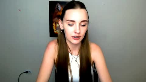 Snapshot of miss_angelina_ chatting on 06-11-26, 05:49 Angelina online show from 06-11-26, 05:49