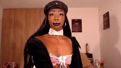 Snapshot of miss_ariaa chatting on 09-11-25, 11:27 Aria Diaz online show from 09-11-25, 11:27