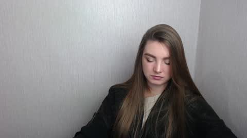 Snapshot of miss_azalea chatting on 12-14-24, 04:20 Georgia online show from 12-14-24, 04:20