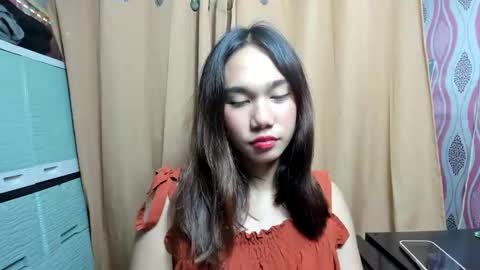 Snapshot of miss_blake21 chatting on 11-19-25, 04:18 Catriona online show from 11-19-25, 04:18