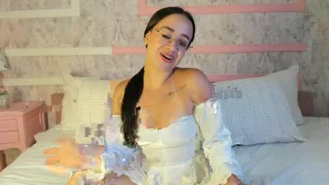 Briana online show from 04-17-26, 07:39