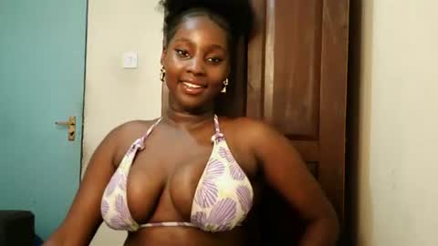 Snapshot of miss_boobieliscious1 chatting on 02-14-26, 11:18 miss_boobieliscious1 online show from 02-14-26, 11:18