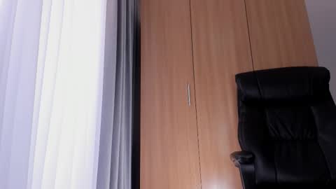 Snapshot of miss_boobtastic chatting on 01-15-26, 12:54 Ivy online show from 01-15-26, 12:54