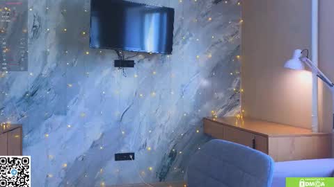 Snapshot of miss_bubbles chatting on 03-02-26, 05:41 Sandy online show from 03-02-26, 05:41