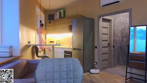 Sandy online show from 04-11-26, 11:42