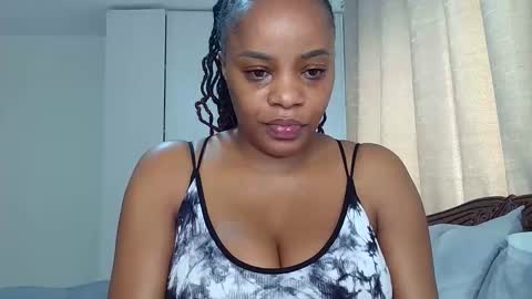 Snapshot of miss_candy7 chatting on 10-26-25, 07:03 Candy online show from 10-26-25, 07:03