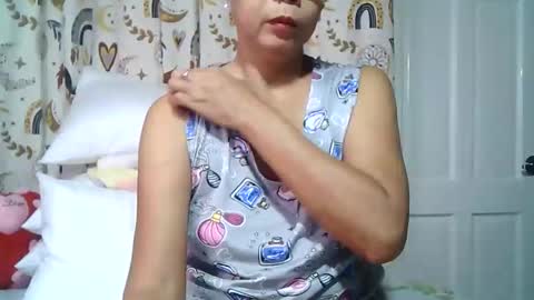 Snapshot of miss_capricorn chatting on 02-25-26, 08:29 miss_capricorn online show from 02-25-26, 08:29