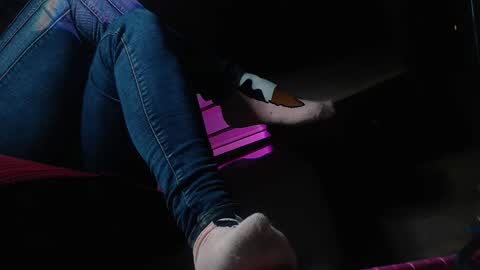 Miss Carmila online show from 11-26-25, 12:00