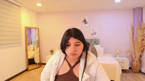 Snapshot of miss_cataleya__ chatting on 06-14-26, 11:23 Cataleya online show from 06-14-26, 11:23