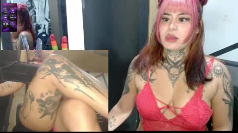 miss_clover online show from 11-10-25, 09:41