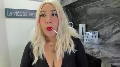 Danika online show from 11-04-25, 10:58