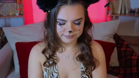 Snapshot of miss_delia chatting on 10-23-25, 12:10 Cordelia online show from 10-23-25, 12:10