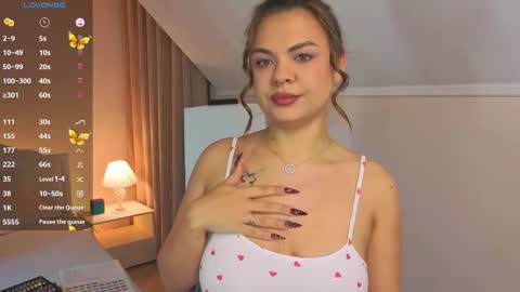 Snapshot of miss_delia chatting on 11-20-25, 11:48 Cordelia online show from 11-20-25, 11:48