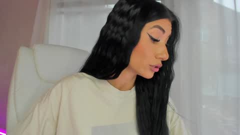 Snapshot of miss_diamond__ chatting on 02-13-26, 08:43 miss_diamond__ online show from 02-13-26, 08:43