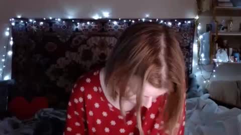 Elis online show from 12-25-24, 12:05