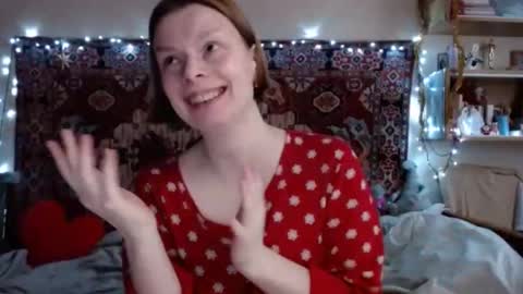 Elis online show from 12-26-24, 10:05