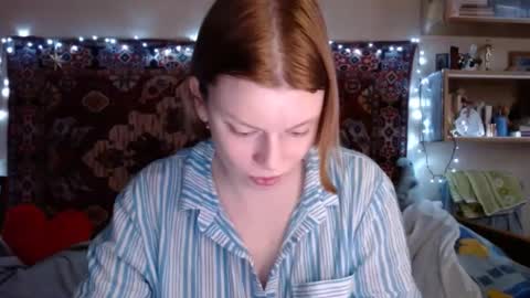 Elis online show from 01-27-25, 11:54